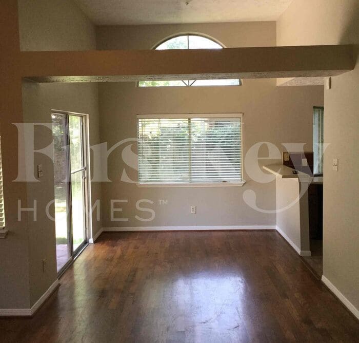 Building Photo - 4030 Meadowgold Ln