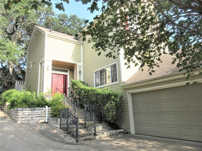 Building Photo - Furnished 3-bedroom in Travis Heights with Downtown Views!