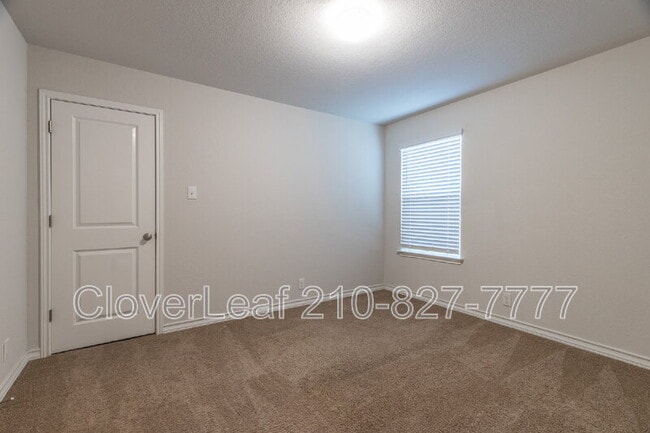 Building Photo - 22142 Pivot Point