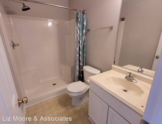 Building Photo - 3 br, 2.5 bath House - 1512 Creek Court