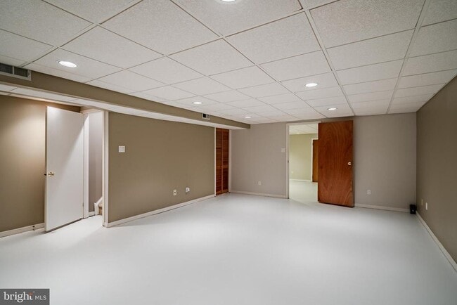 Building Photo - 801 Winchester Ct