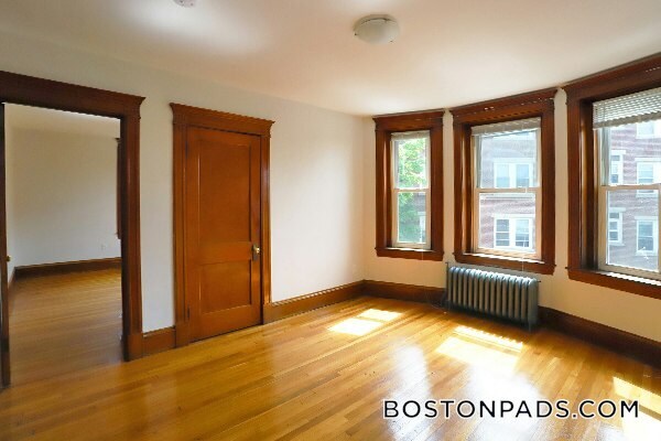 Building Photo - 257 Washington St