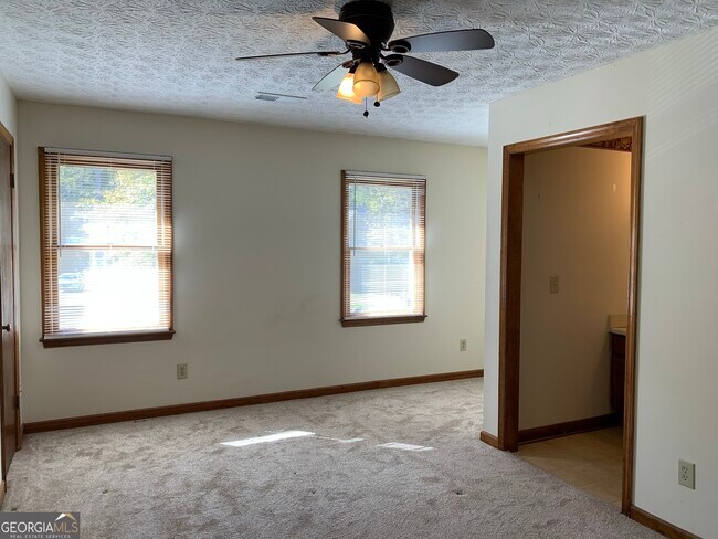 Building Photo - 1103 Booth Ct SW