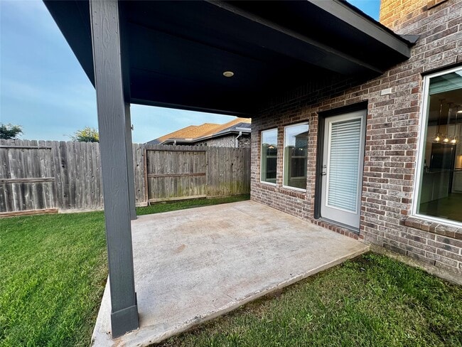 Building Photo - 28622 Monarch Cliffs Dr