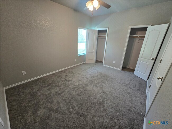 Building Photo - 7802 Gold Dr