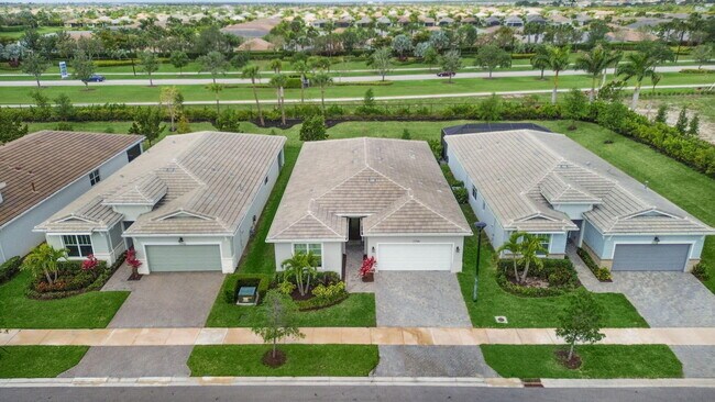 Building Photo - 11724 SW Aquila Wy