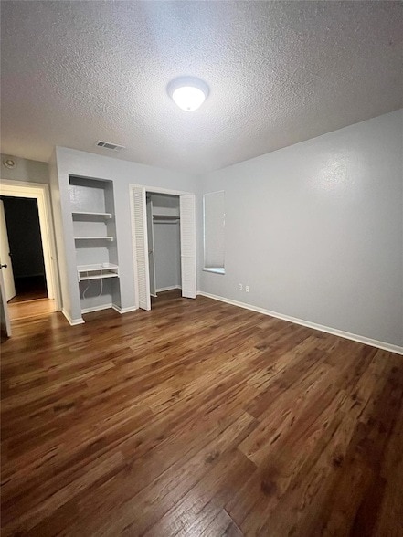 Building Photo - 8702 Dawnridge Cir