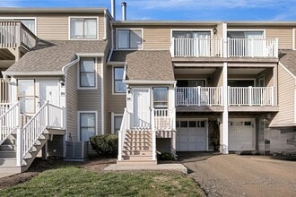 Building Photo - 109 Peddlers Dr