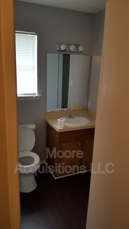 Building Photo - 3510 Garland Rd