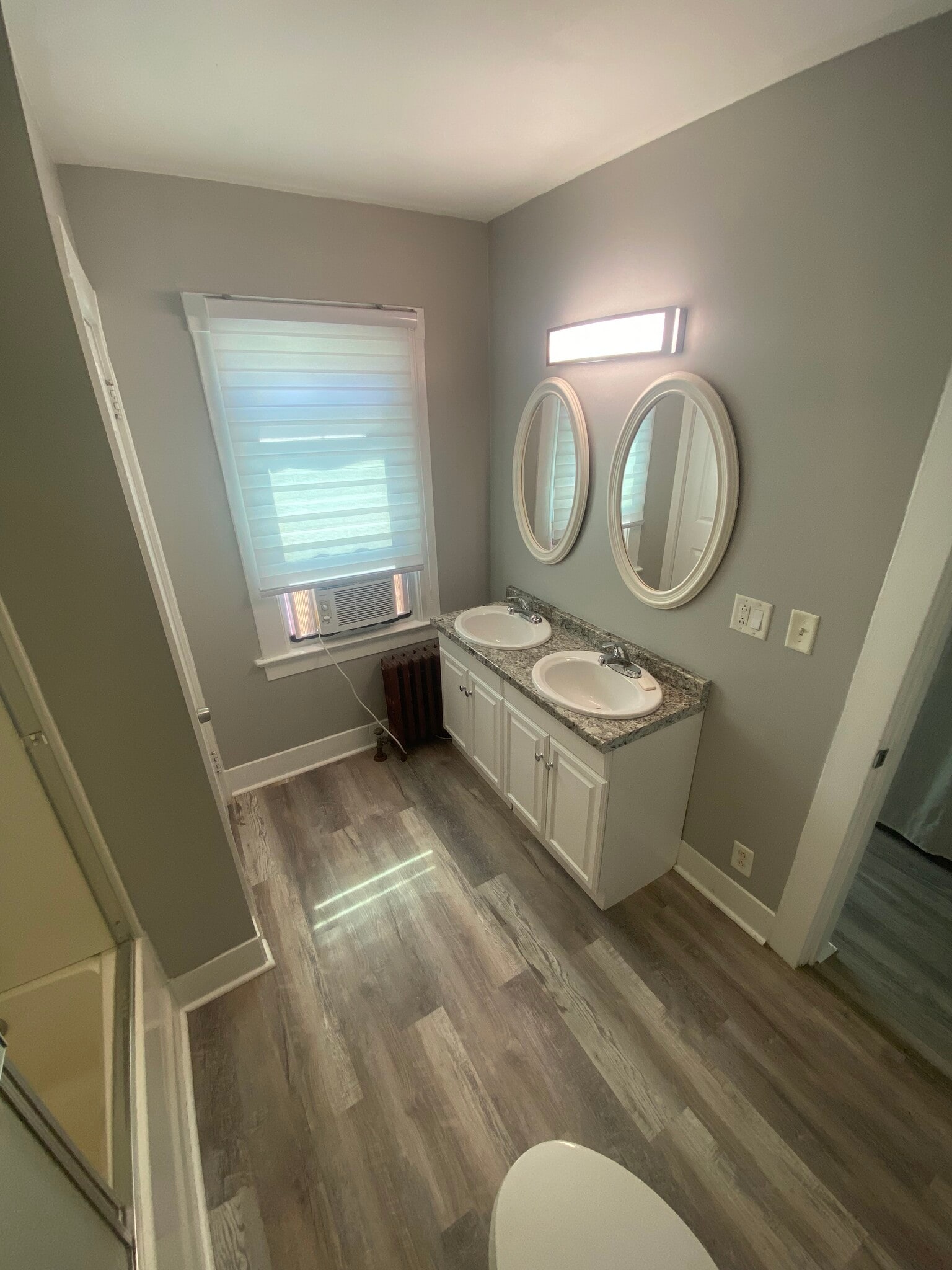 Building Photo - 344 Fairport Rd