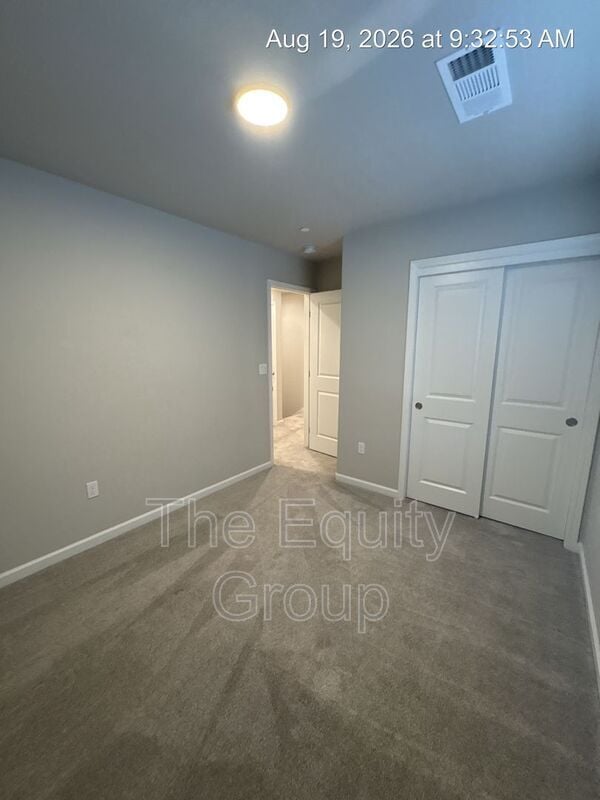 Building Photo - 410 S Summit St