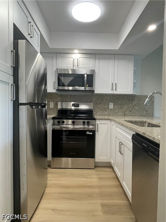 Building Photo - 835 Gleason Pkwy