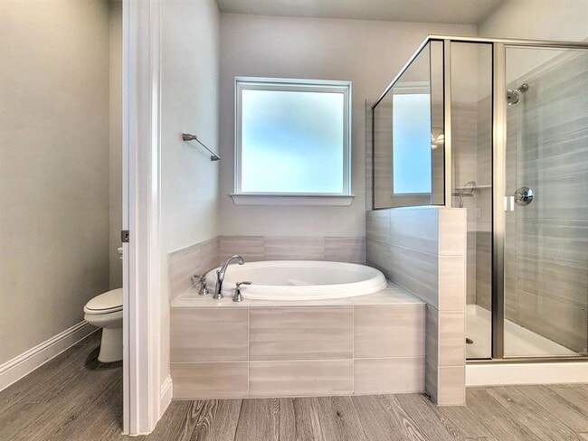 Building Photo - 601 C-Bar Ranch Trl