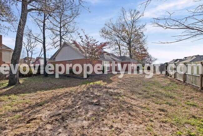 Building Photo - 4431 Boone Manor Dr