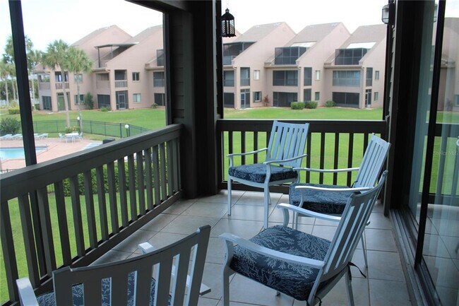 Building Photo - 335 Windrush Loop