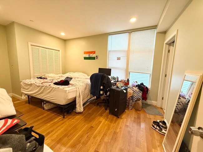 Building Photo - 299 Dudley St