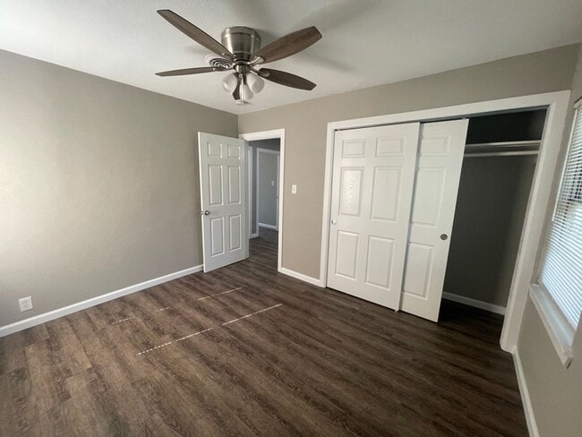 Building Photo - Home for Rent