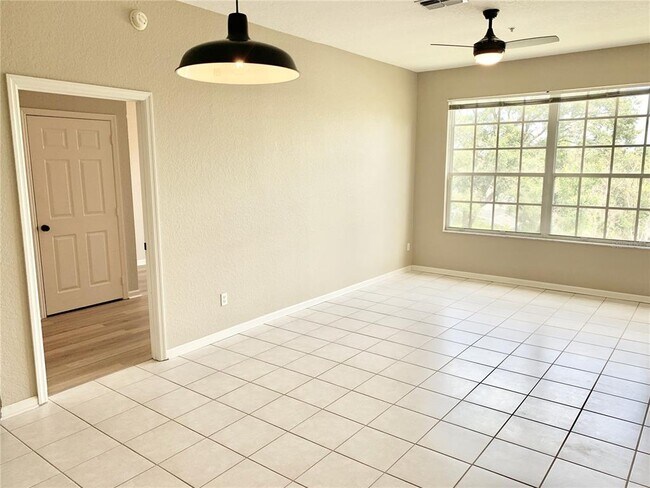 Building Photo - 1212 S Hiawassee Rd