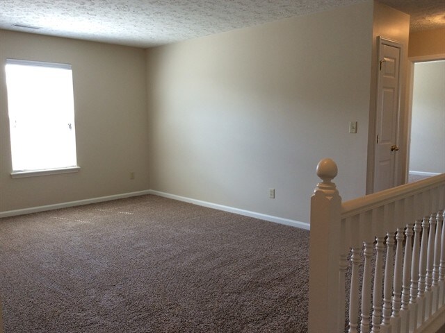 Building Photo - 1413 Softwind Dr