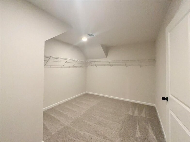 Building Photo - 326 Rodeo Dr