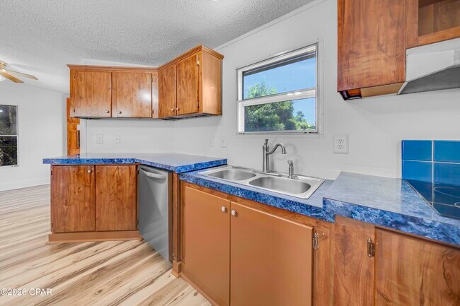 Building Photo - 154 Big Oak Ln