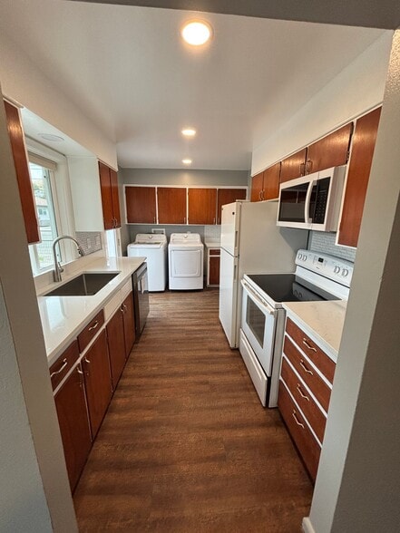 Building Photo - 1216 Quinton St