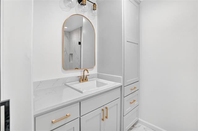 Building Photo - 5308 South Dr