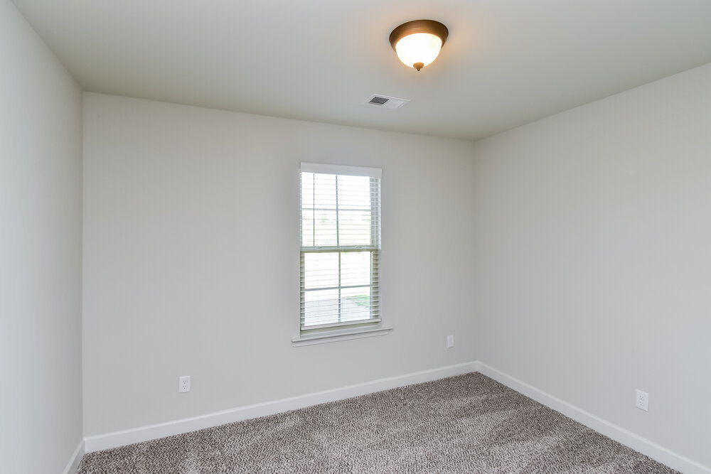 Building Photo - 3555 Sabra Ln