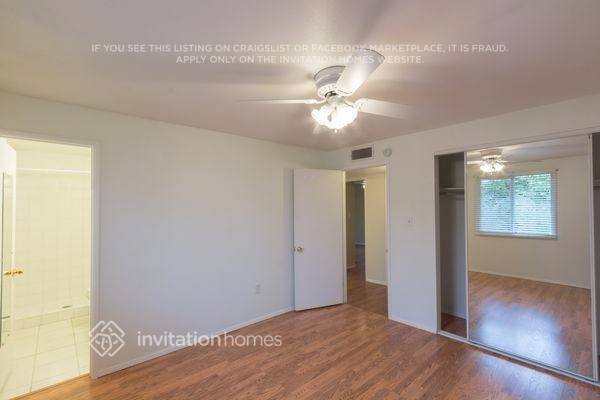 Building Photo - 13808 N 34th St