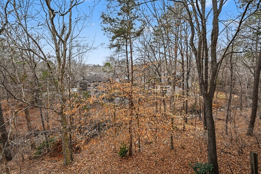 Building Photo - 304 Cedarwood Ln