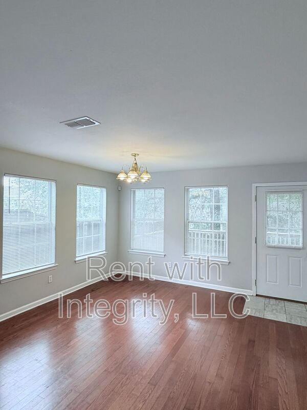 Building Photo - 1635 Corey Wood Cir