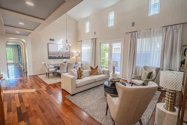 Building Photo - 4 Bedroom Home for Rent in The Woodlands!
