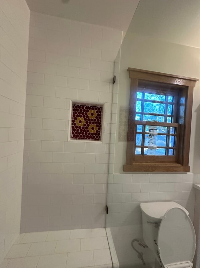 Building Photo - 1719 Loma Vista St