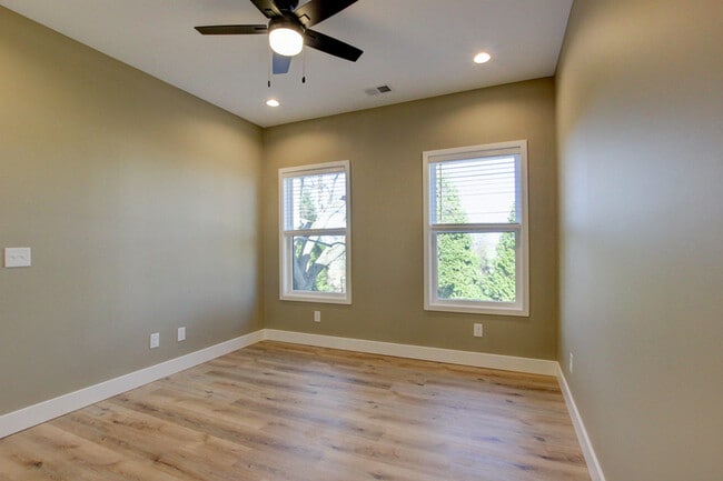 Building Photo - 102 Rosenwald St