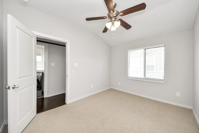 Building Photo - 5319 Avenue J