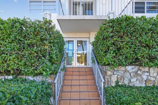 Building Photo - 1428 Euclid Ave