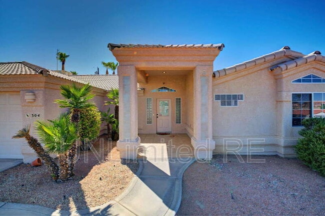 Building Photo - 304 Acoma Blvd S