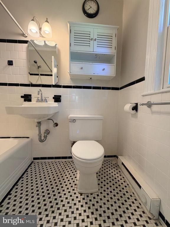 Building Photo - 2600 16th St S