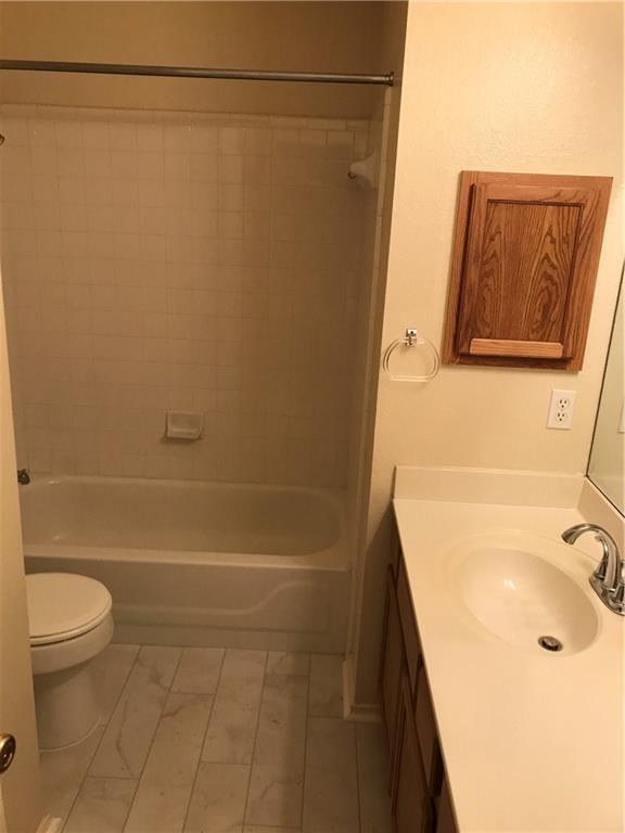 Building Photo - 10309 Broomflower Dr