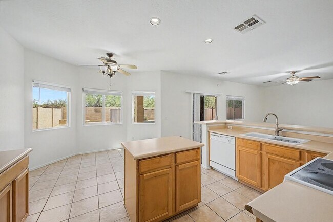 Building Photo - 16121 N 168th Ave