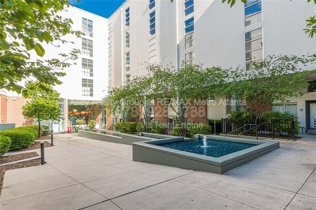 Building Photo - 620 Glen Iris Dr NE