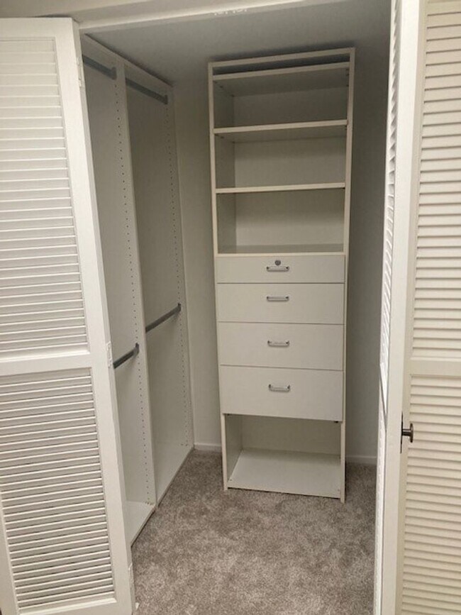 Building Photo - Single level 2-bedroom 2-bath home in private community of Ocean Hills