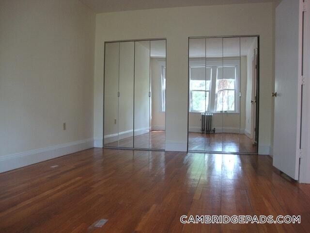 Building Photo - 3 Langdon St