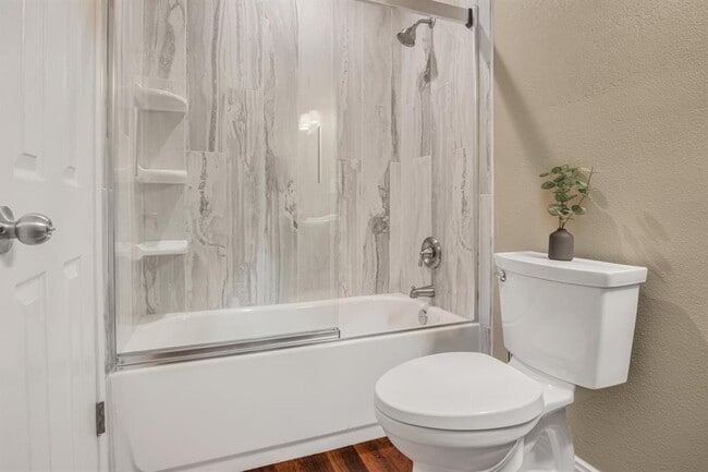 Building Photo - 1803 Lion-Heart Dr