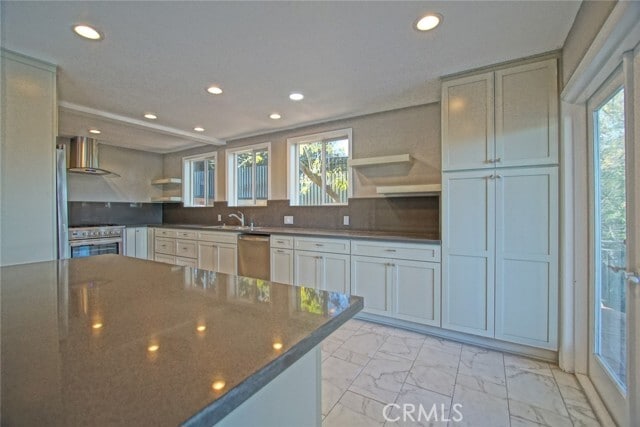 Building Photo - 3915 Fredonia Dr