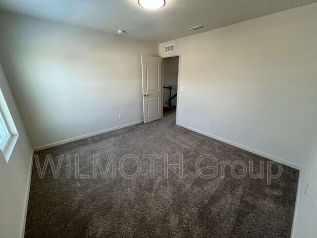 Building Photo - 5374 Noble Crossing Pkwy W