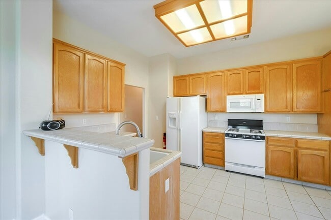 Building Photo - 5849 Webb St