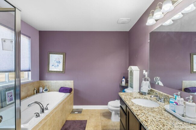 Building Photo - 4290 Hackberry Ct