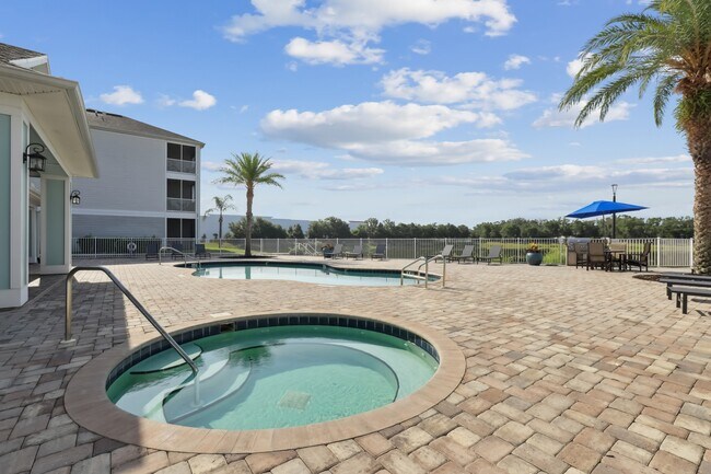 Building Photo - The Ellis