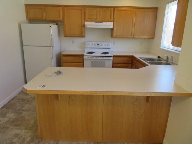 Building Photo - 3010 W Madison Ave